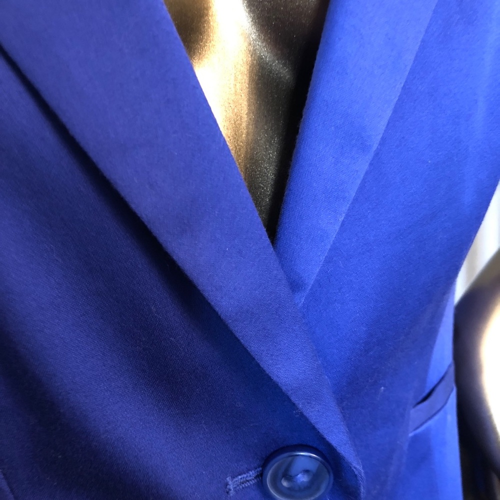 Jacket - Picture 2 of 5